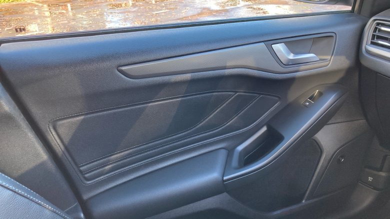 Ford Focus 1.0 EcoBoost 125 Titanium X 5dr Petrol Hatchback